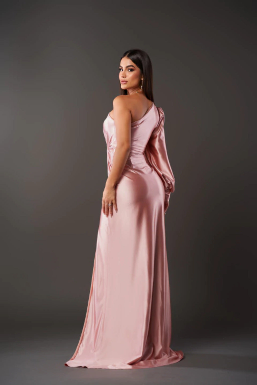 Kira Elegant Maxi Dress
