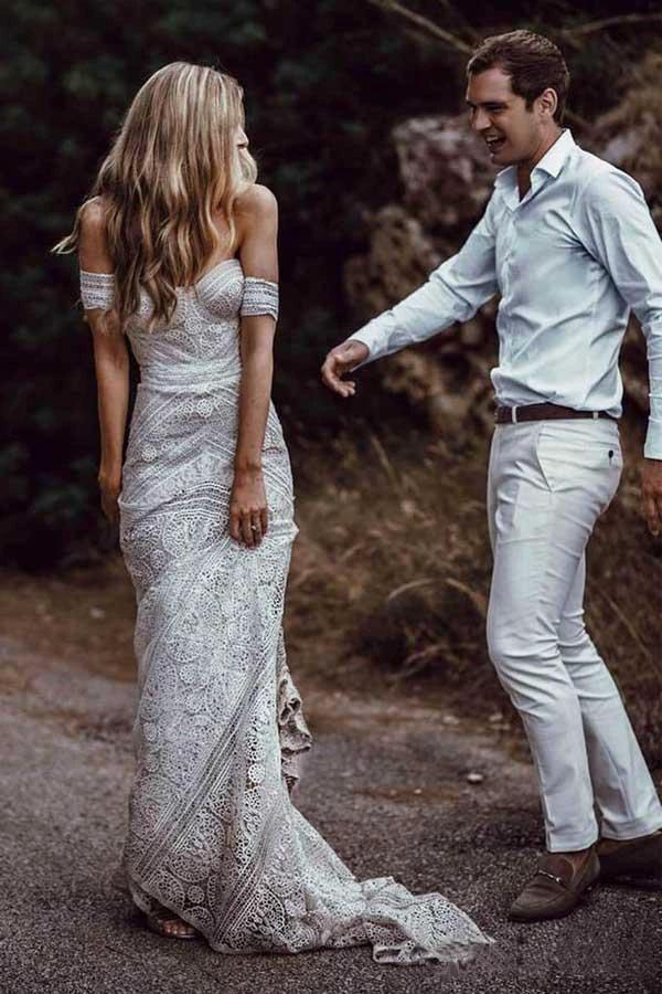 Ivory Lace Beach Wedding Dresses Sweetheart Neck Wedding Dresses (ZD16287)