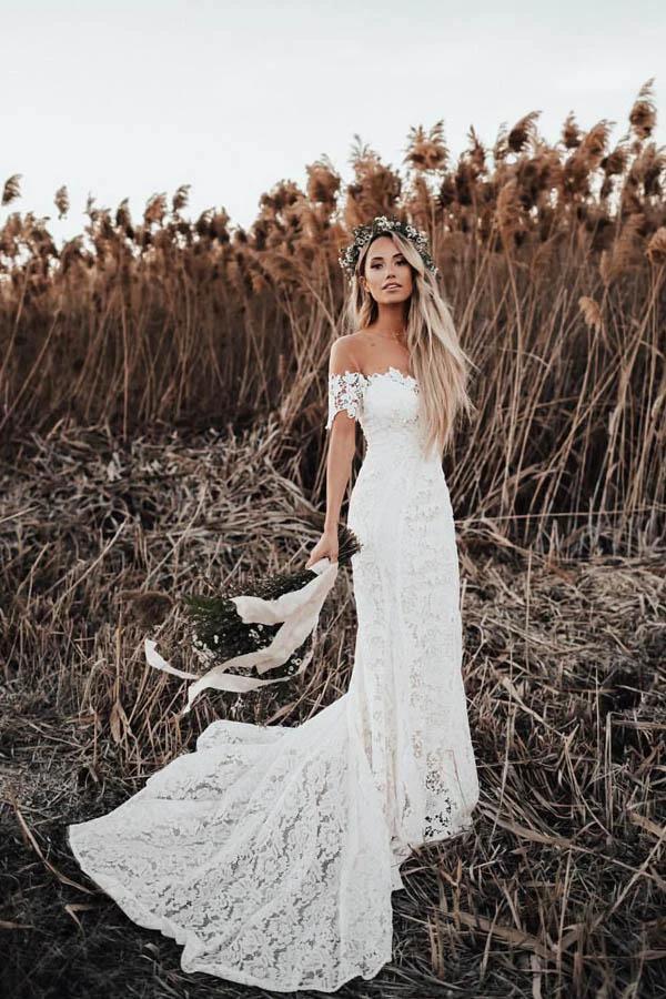 Ivory Mermaid Lace Wedding Dresses Neckline Beach Wedding Dress (ZD16283)