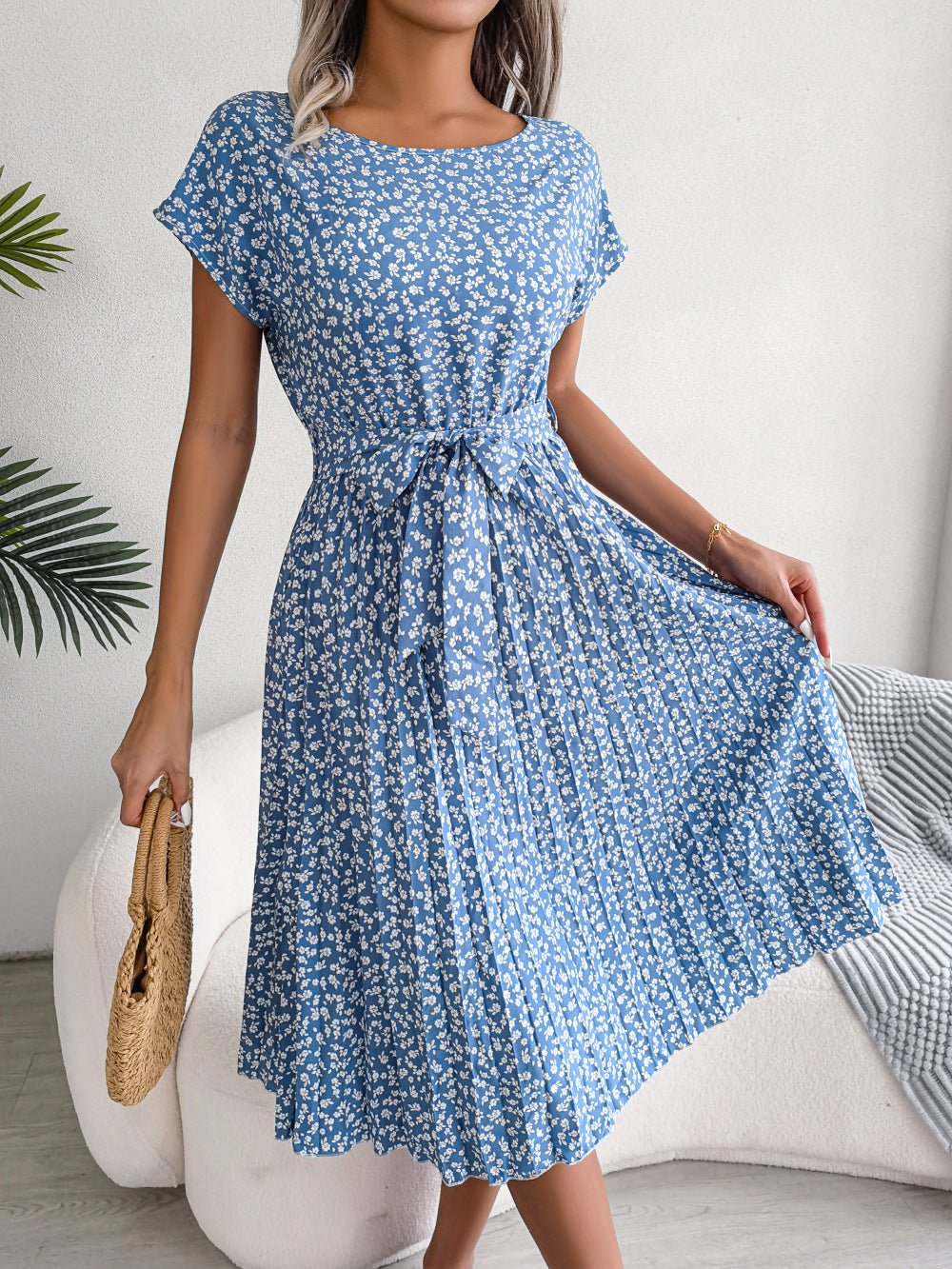 Paloma Elegant Summer Dress with Floral Print for Women Stylish Outfit