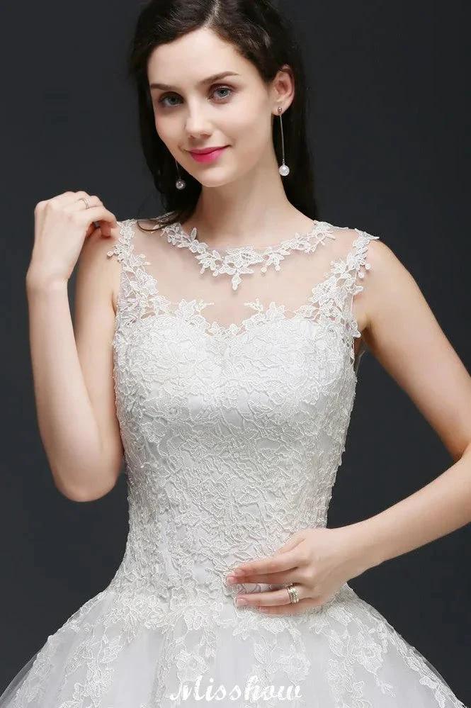 Lace Appliques Scoop Tulle Wedding Dress (ZD13925)