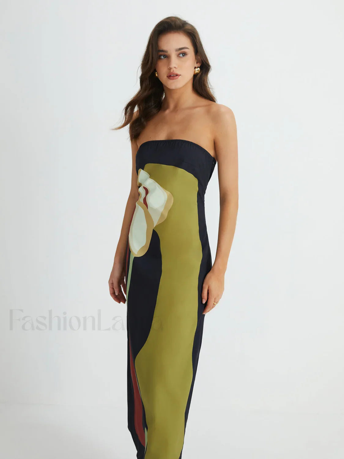 Cpcomense250803 095 Dress with Urban Everyday Styling Boutique Fashion Style