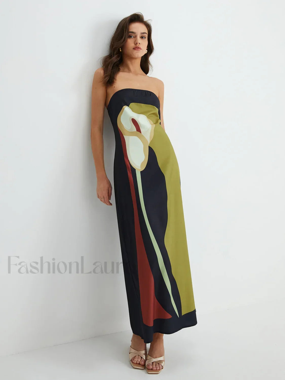 Cpcomense250803 095 Dress with Urban Everyday Styling Boutique Fashion Style