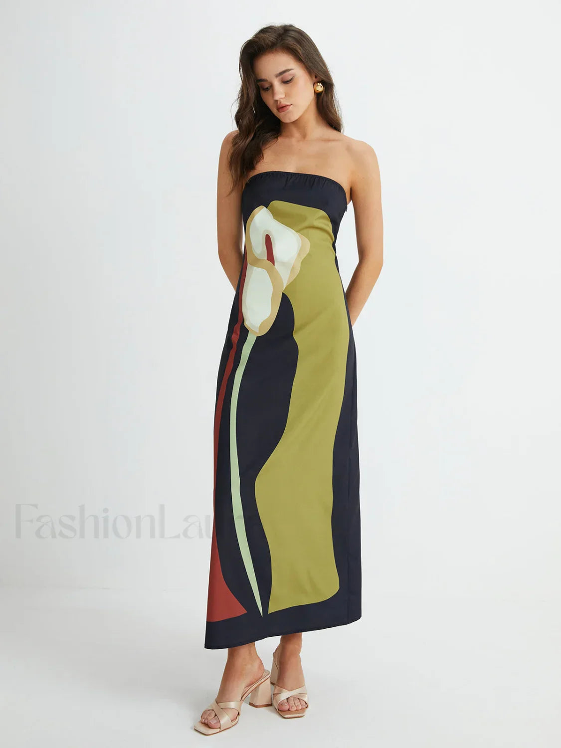 Cpcomense250803 095 Dress with Urban Everyday Styling Boutique Fashion Style