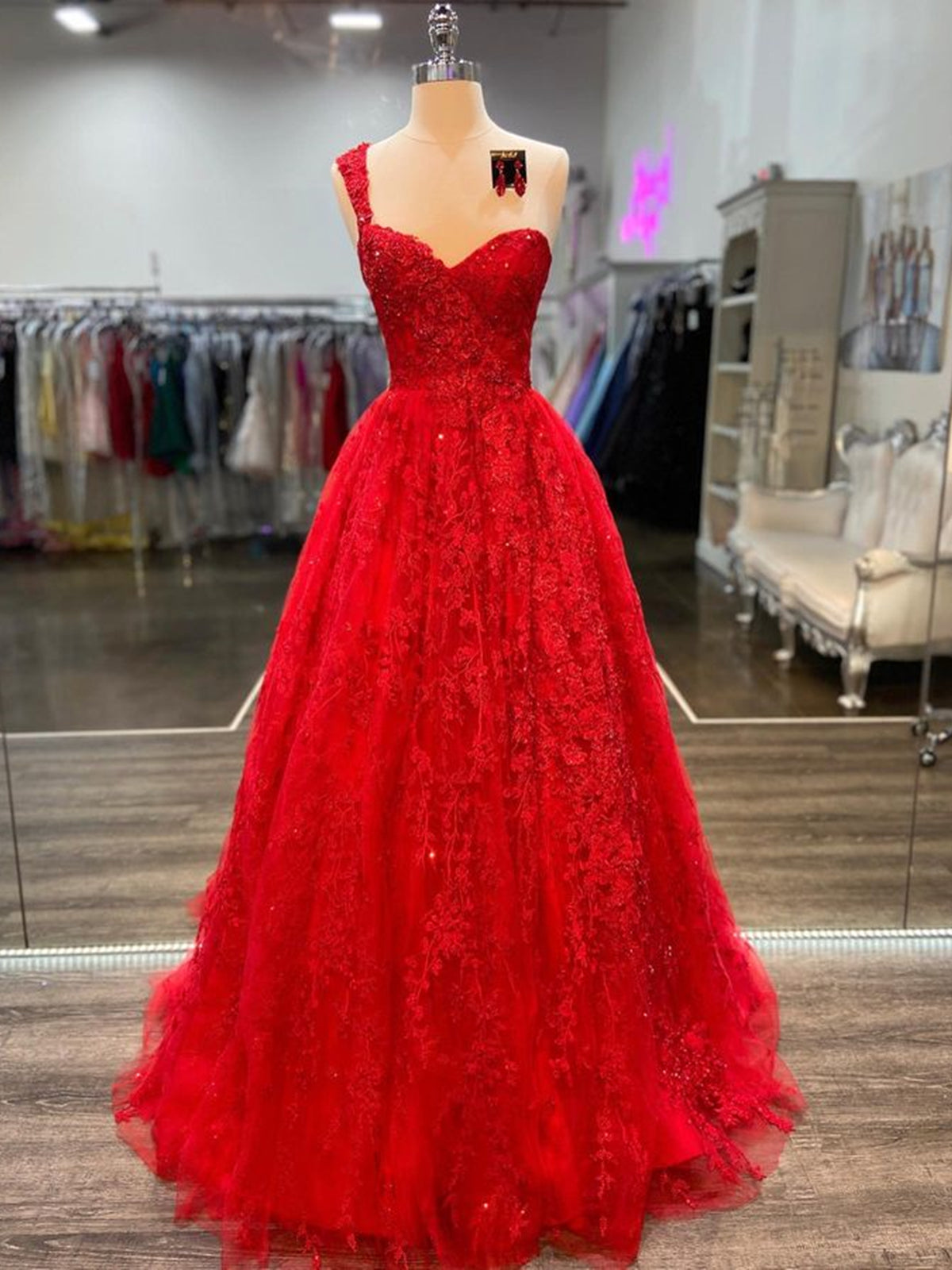 Long A-line One Shoulder Tulle Lace Prom Dress Red Backless Formal Evening Gowns - VelvetHem