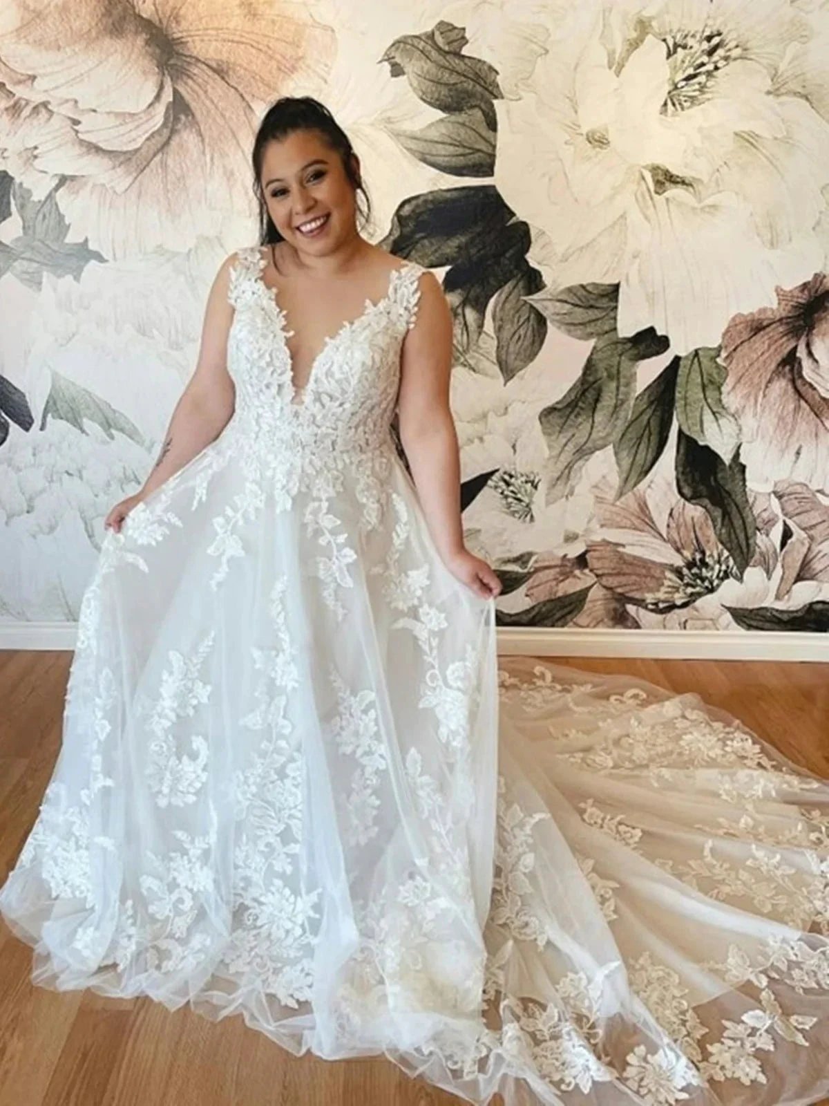 Long A-line V-neck Tulle Lace Open Back Wedding Dress White Bridal Gowns (ZD15773) - VelvetHem