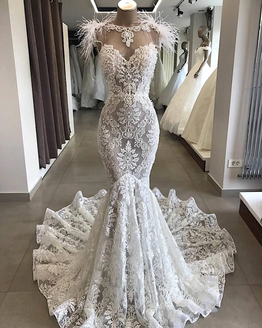 Long Mermaid Sweetheart Beading Appliques Lace Wedding Dress (ZD15802) - VelvetHem