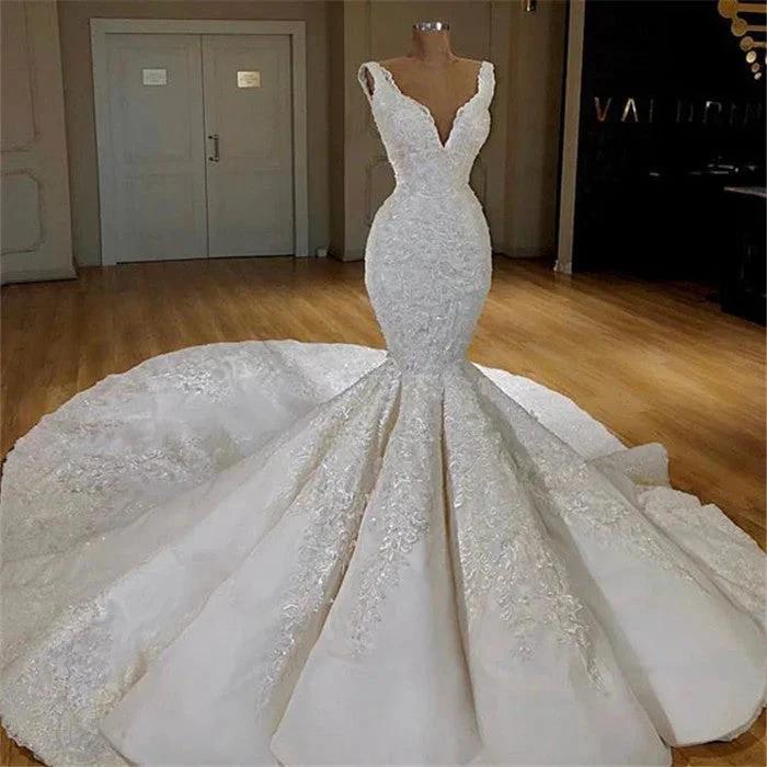 Long Mermaid V-neck Lace Wedding Dress (ZD15984)