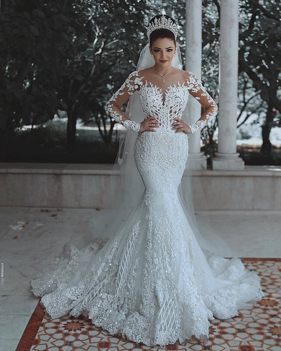 Long Sleeves Mermaid Wedding Dress With Lace Appliques (ZD17504)