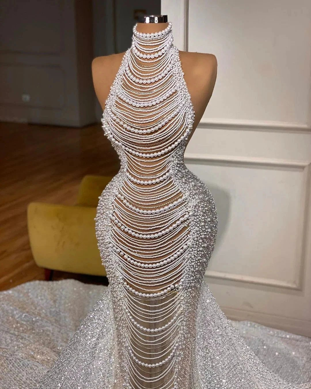Luxury Long Mermaid Halter Beading Sleeveless Wedding Dress With Pearls (ZD14824)