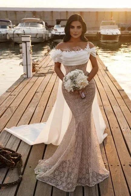 Modern Off-the-shoulder Mermaid Wedding Dresses with Lace (ZD13791) - VelvetHem