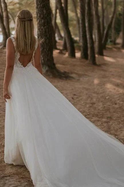 Modest Straps Sleeveless Column Floor-Length Tulle Wedding Dresses with Appliques (ZD14654)