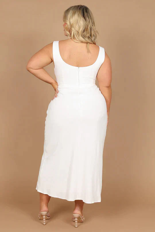 Gudelia Midi Dress in a Wrap Style for Women Refined Casual Wear