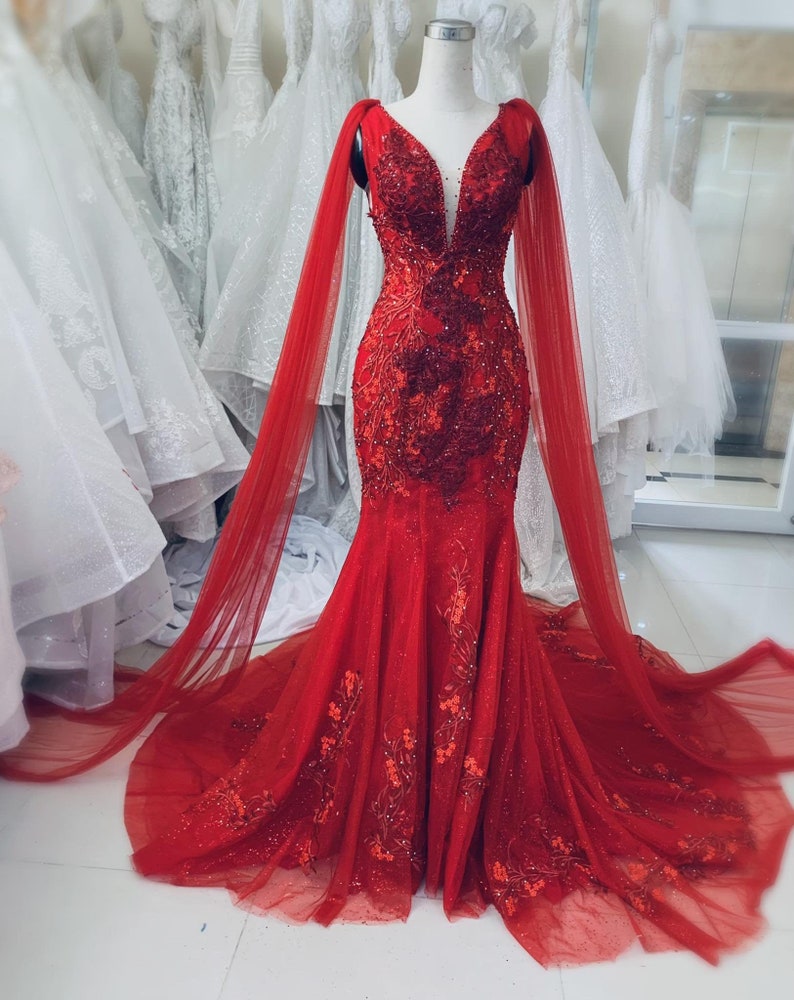 Unique Red Vintage Wedding Dress, Made to Measure Wedding Dress, Princess Bridal Gown Mermaid Prom Dress - VelvetHem