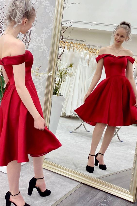 Red Off the Shoulder Short Homecoming Dress - VelvetHem