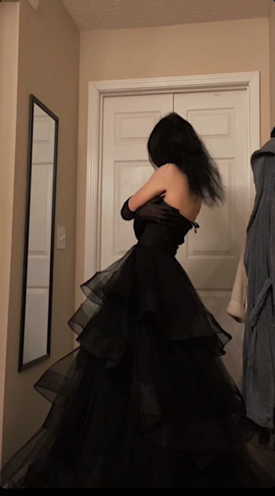 Black Rufflue Prom Dress Long Prom Dress Sweetheart Eveninng Dress - VelvetHem