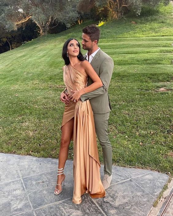 Simple Prom Dress Irregular Hem Short Party Dress - VelvetHem