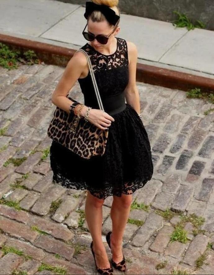 Elegant Lace Black Short Formal Dress Sleeveless Homecoming Dress - VelvetHem