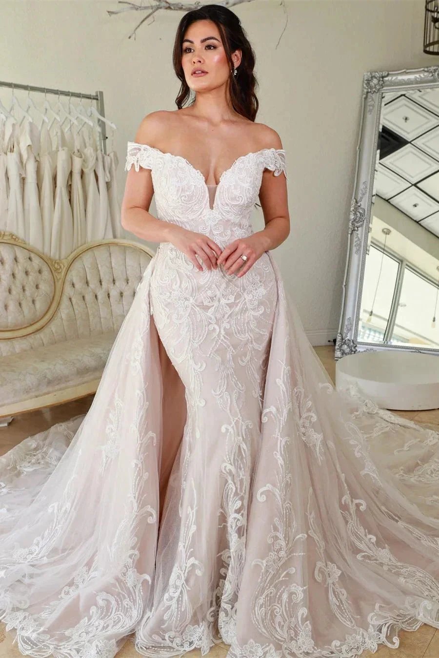 Sexy Floor Length V-Neck Off-The-Shoulder Mermaid Lace Wedding Dress with Court Train (ZD14786)