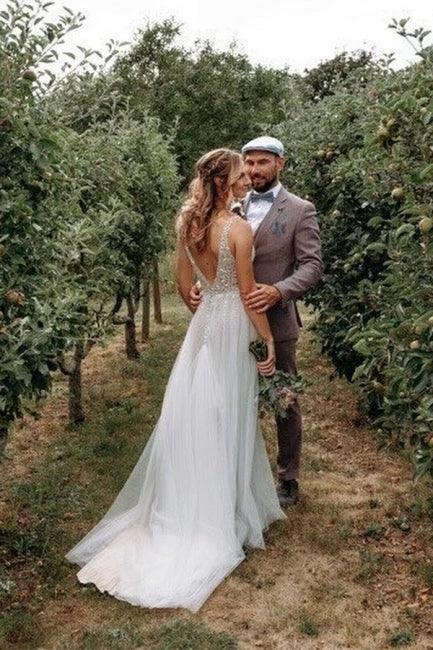 Simple Boho A-line V-neck Backless Sleeveless Wedding Dresses With Lace (ZD14920)