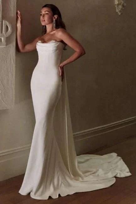 Simple Long Ivory Mermaid Strapless Satin Wedding Dress with Lace (ZD16643)