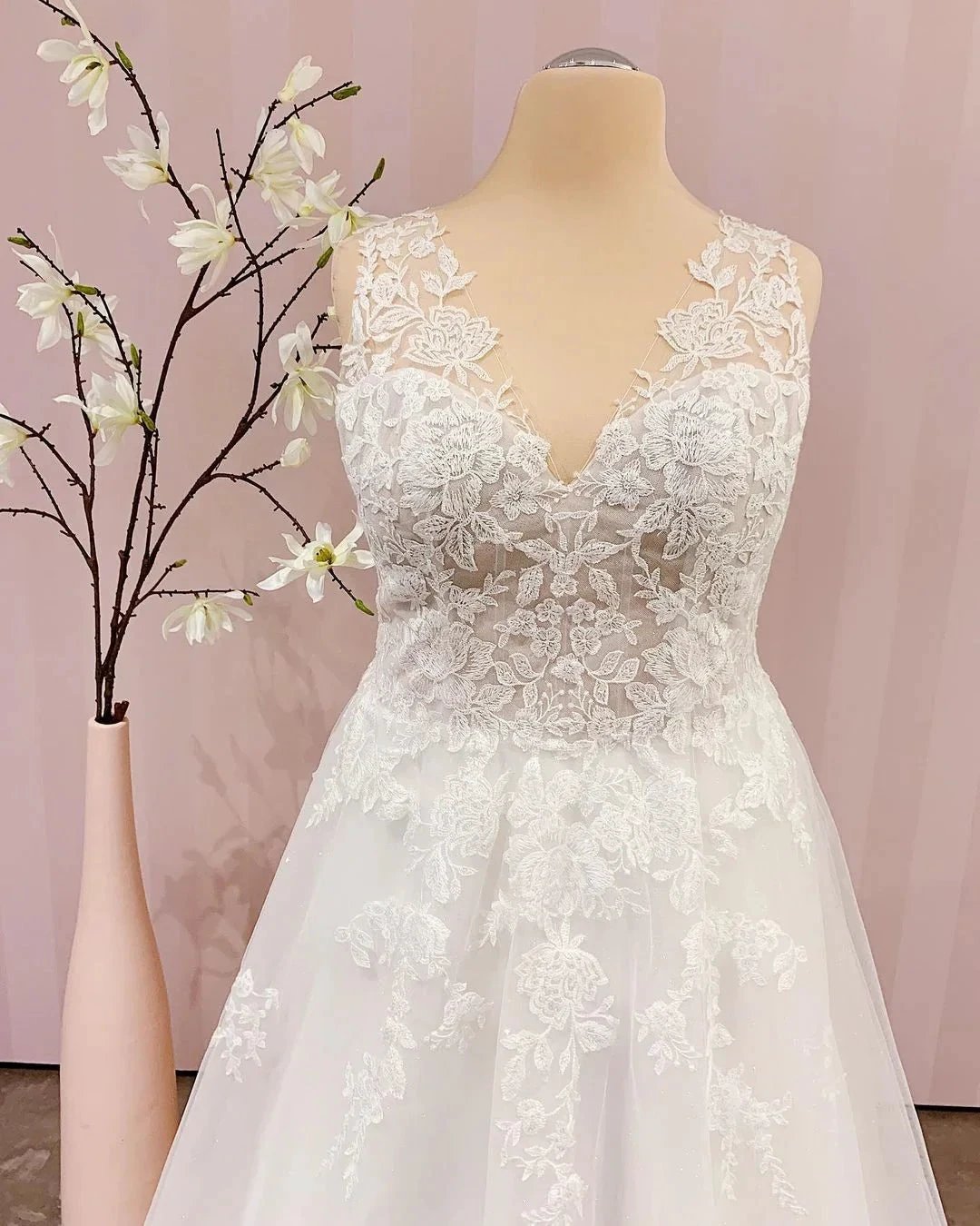 Simple Long V-neck A-Line Backless Wedding Dress With Appliques Lace (ZD15085)