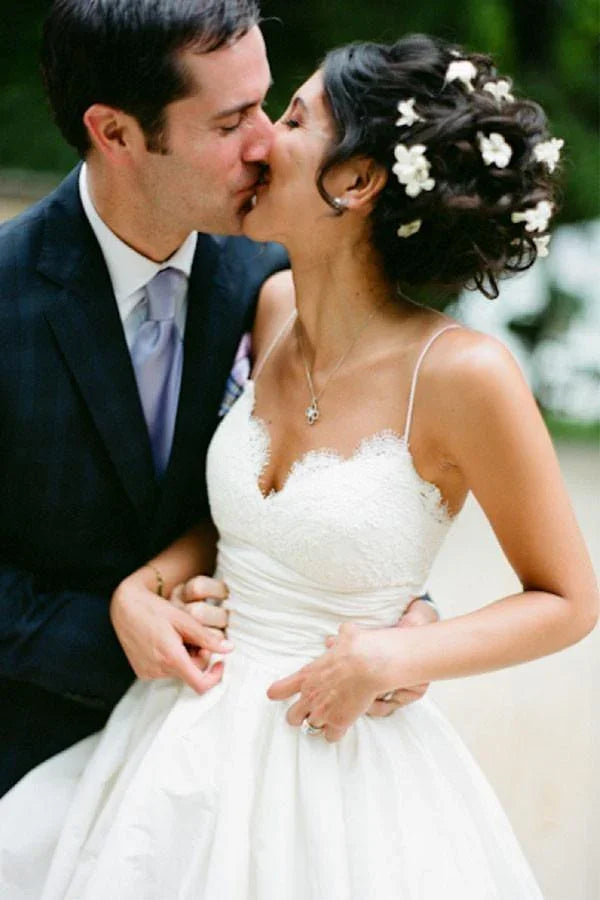 Spaghetti Straps Floor-Length Ivory Wedding Dress With Lace (ZD16373)