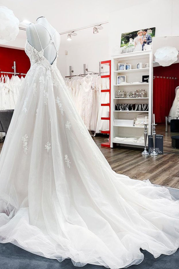 Spaghetti Straps Tulle V Neck Ivory Ruffles Wedding Dresses With Lace (ZD17536)