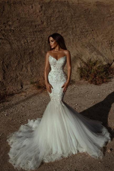 Stunning Sweetheart Beading Mermaid Wedding Gown Sleeveless Tulle Bridal Dress (ZD16424)