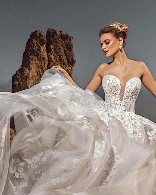 Sweetheart Tulle Floral Wedding Dress Sleeveless Aline Bridal Dress (ZD14758)