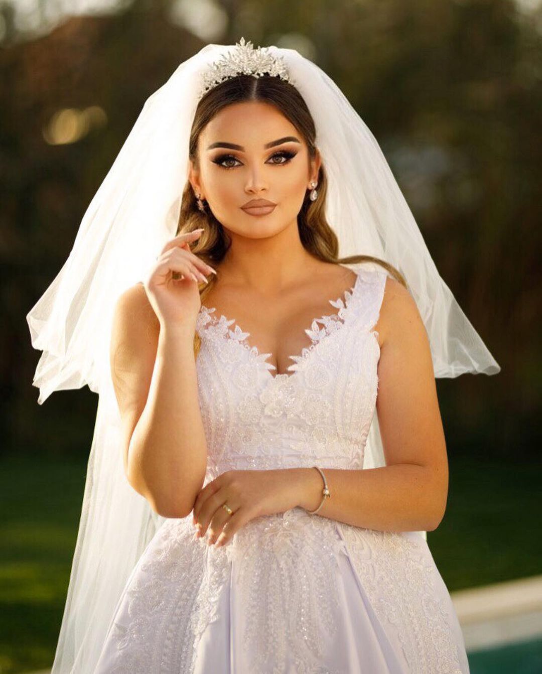 Trendy Floor-Length Sweetheart Spaghetti Strap Sleeveless A-Line Satin Wedding Gown with Beaded Details (ZD17496)