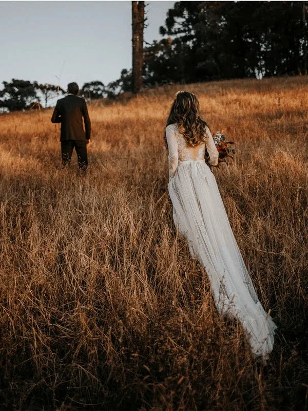 V-Neck Polka Dot Lace Open Back Long Sleeve Boho Bridal Gown (ZD16323)