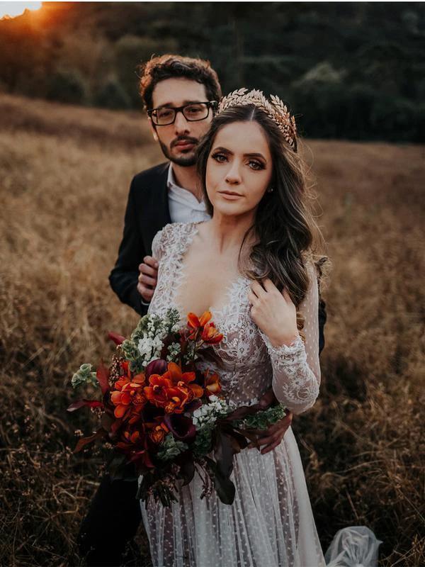 V-Neck Polka Dot Lace Open Back Long Sleeve Boho Bridal Gown (ZD16323)