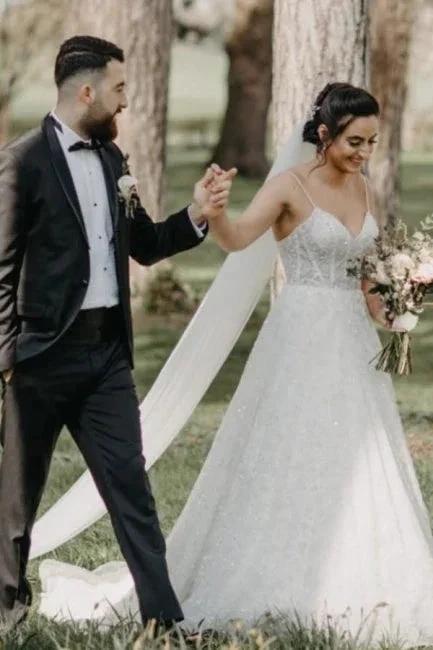 Vintage Spaghetti Strap Sleeveless A-Line Floor-Length Tulle Wedding Dresses with Beading (ZD14675) - VelvetHem