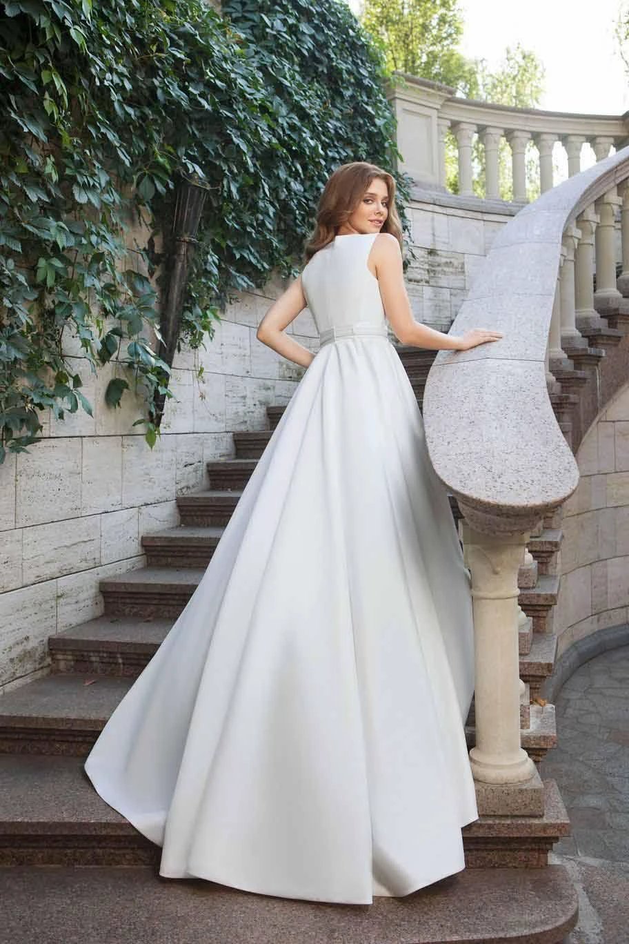 Wedding Dresses Scoop A-line Long Train Simple Satin Bridal Gown (ZD15313)