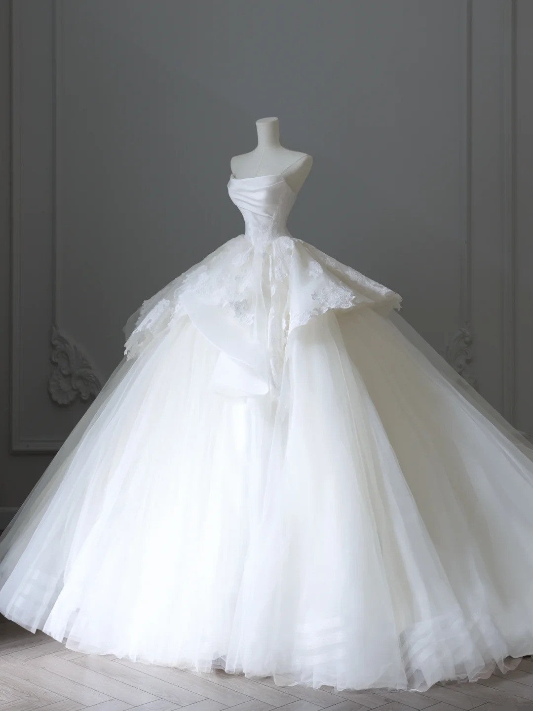 A Line Ball Gown White Tulle Long Wedding Dress Princess Bridal Gown fg7396 - View 2 | VelvetHem