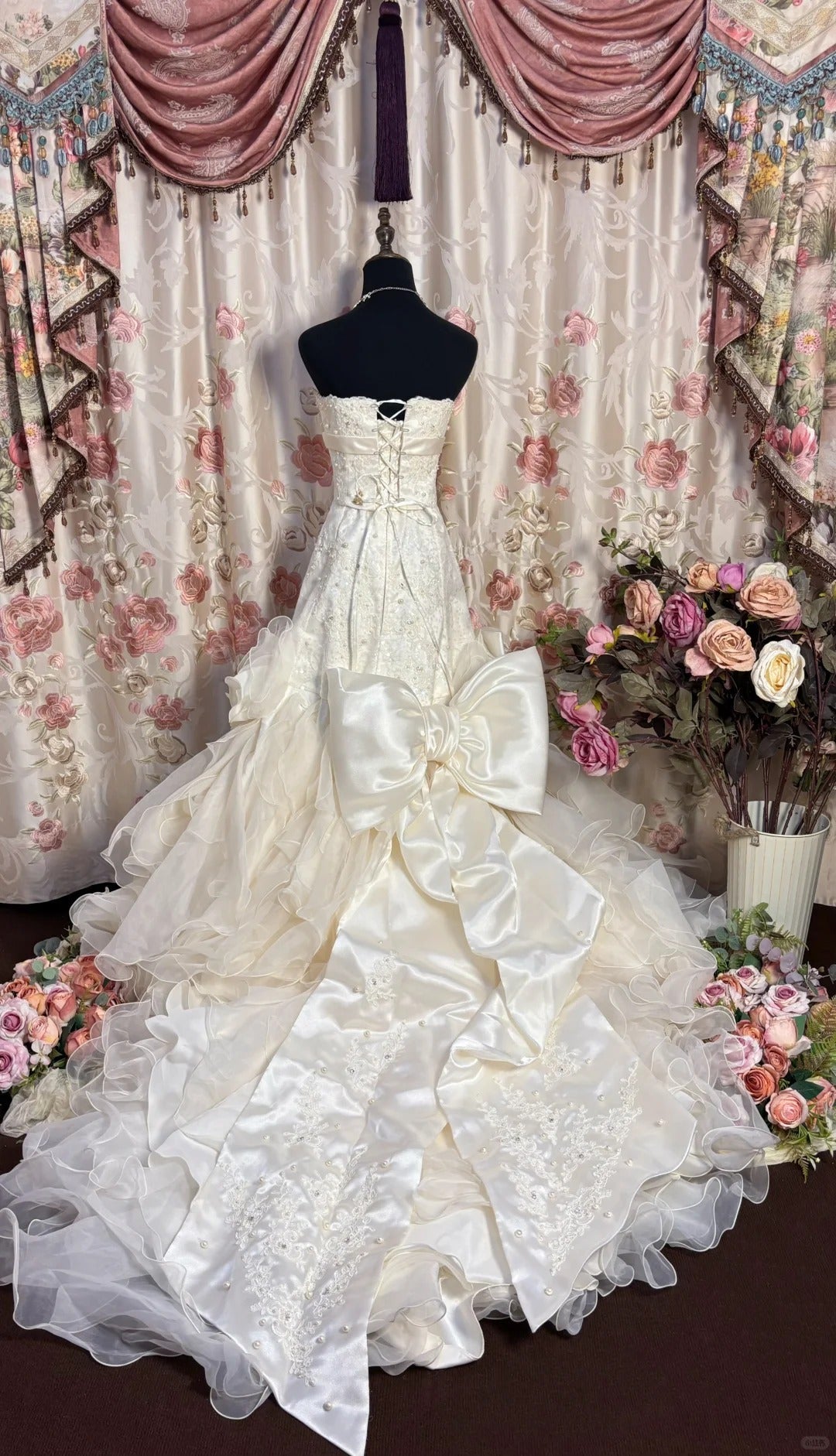 Strapless Long Elegant Wedding Dresses Princess Bridal Gown fg7345 - View 2 | VelvetHem