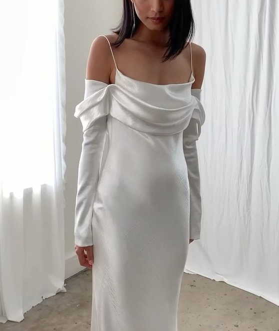 Sexy Backless Mermaid Wedding Dresses Women Spaghetti Straps Long Sleeves Dress fg6675 - View 2 | VelvetHem