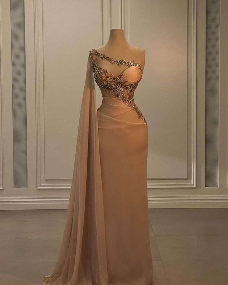 Fashion Evening Dresses For Women One Shoulder Sleeveless Gown Appliques Prom Party Dress fg7061 - View 2 | VelvetHem