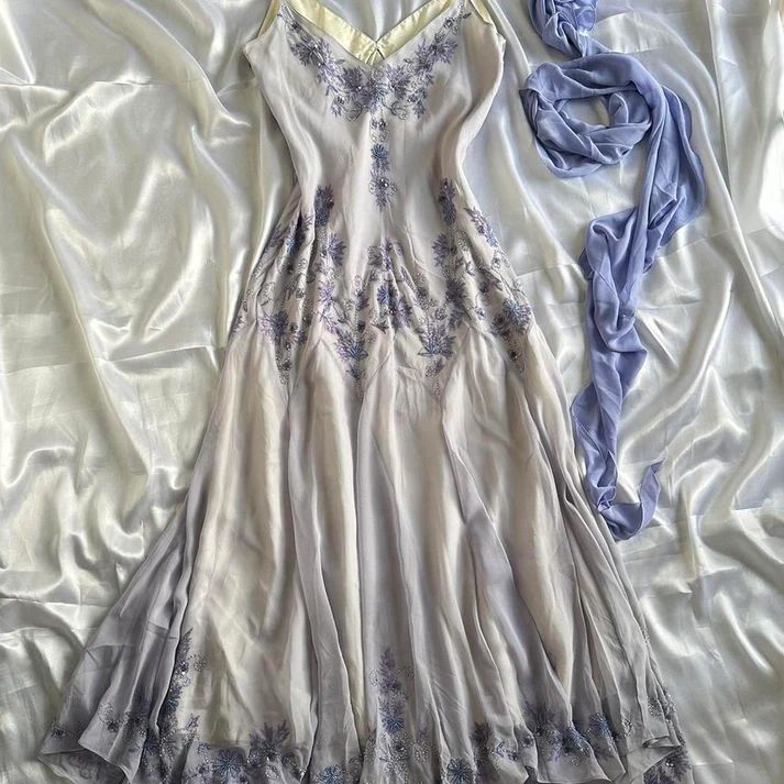 Luxury Beaded Spaghetti Straps Long Prom Dress fg7097 - View 3 | VelvetHem