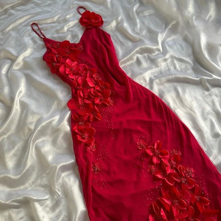 Red V-Neck Prom Dress Long Formal Dress With Flowers fg7048 - View 3 | VelvetHem