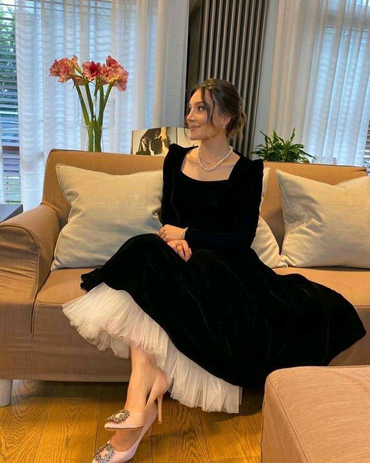 Vintage Black With White Tulle Prom Dress