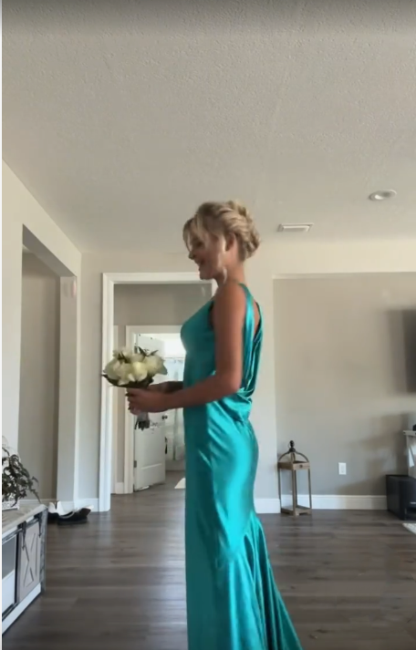 Sexy V Neck Sleeveless Evening Dress Long Prom Dresses Online fg6680 - View 3 | VelvetHem
