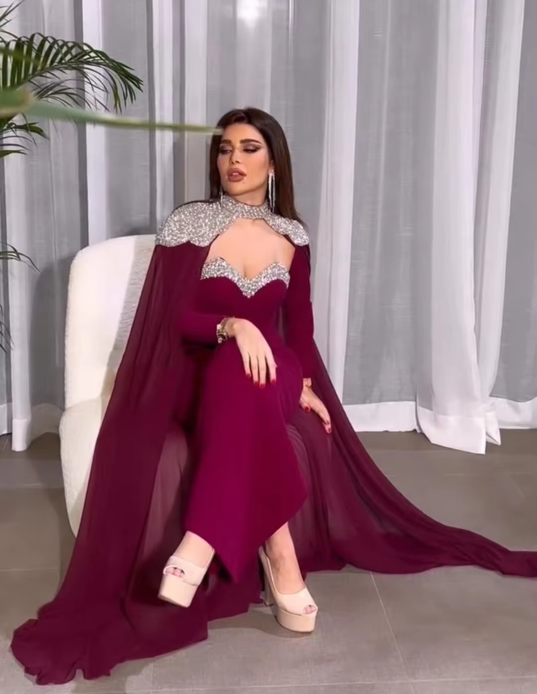 Elegant Middle East Prom Dresses with Chiffon Cape Spaghetti Straps Long Sleeve Evening Gowns Formal Occasion Party Dress fg6411 - View 4 | VelvetHem