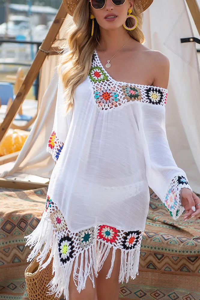 White Fringe Trim Dress with Relaxed Fit and Modern Casual Wear