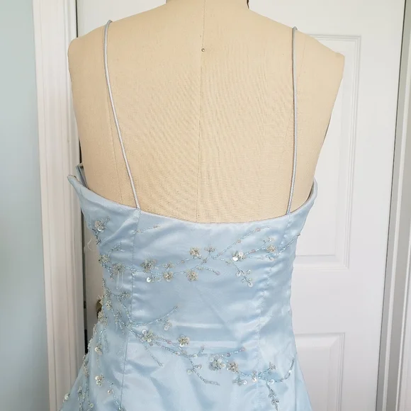 Elegant Light Blue Tulle Sequins Beaded Evening Dress Layered A Line Party Prom Dress - View 6 | VelvetHem