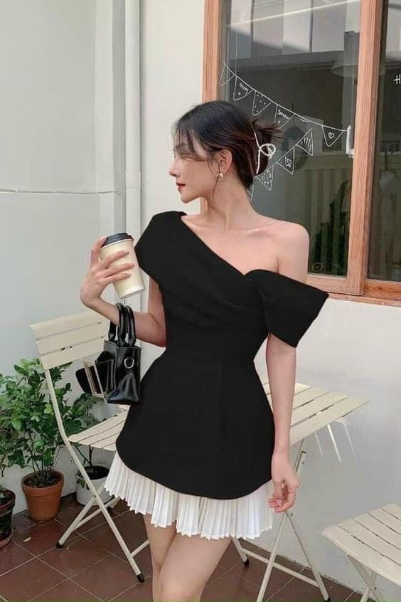Black A-line Black and white Patchwork Homecoming Dress Y5825 - VelvetHem