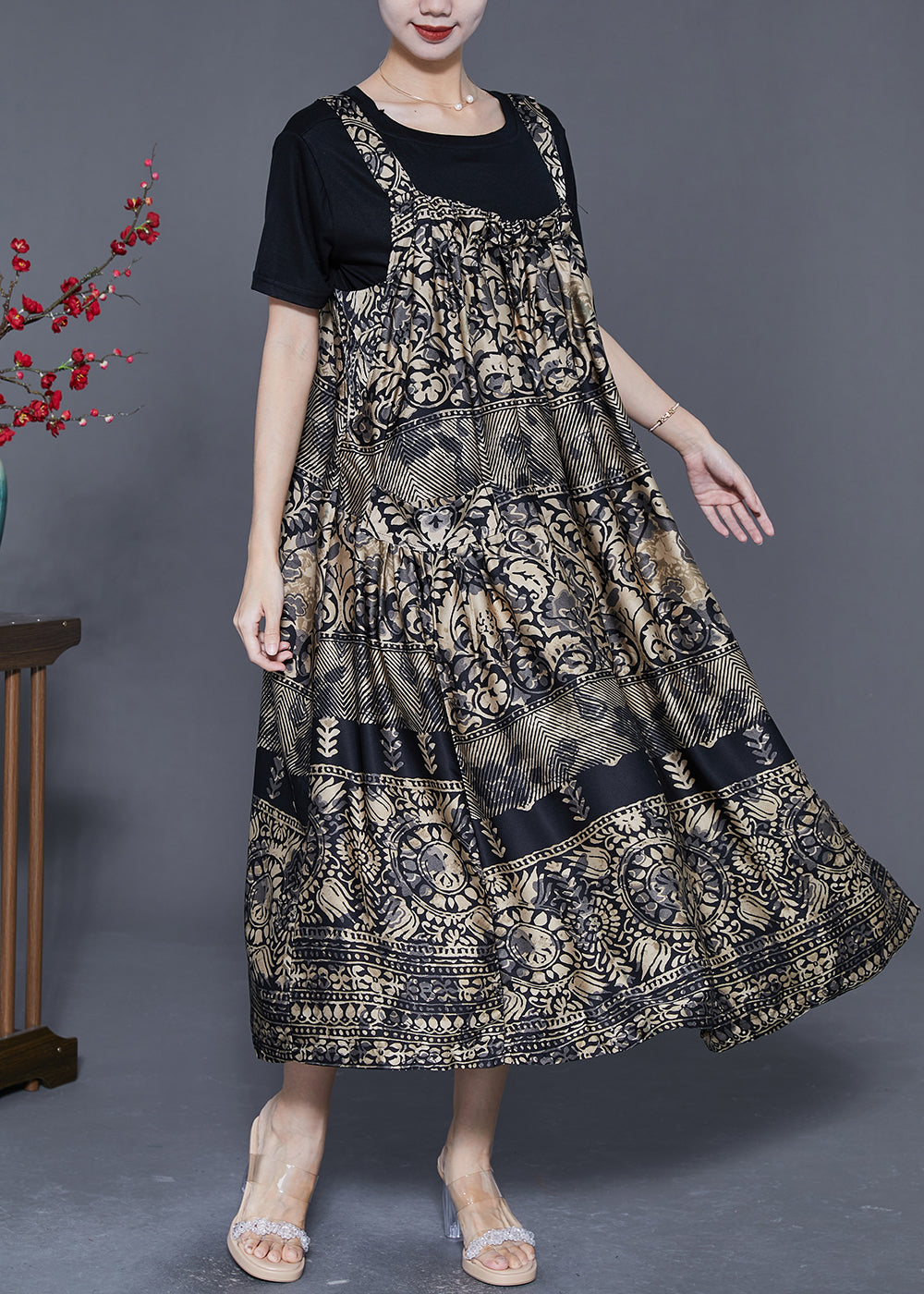 Effortlessly Elegant Dress with a Timeless Design