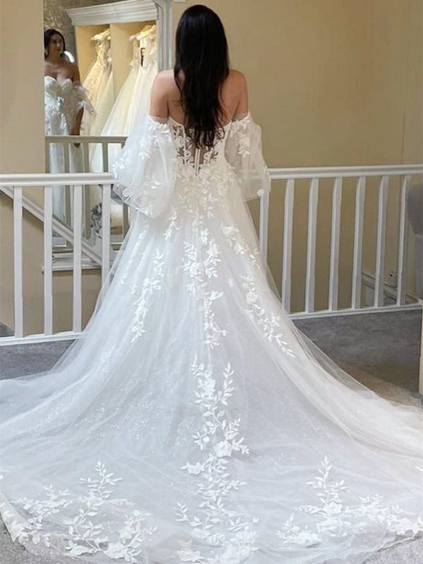 Sweetheart Puff Tulle Sleeve Lace A-Line Tulle Wedding Dress With Chapel Train