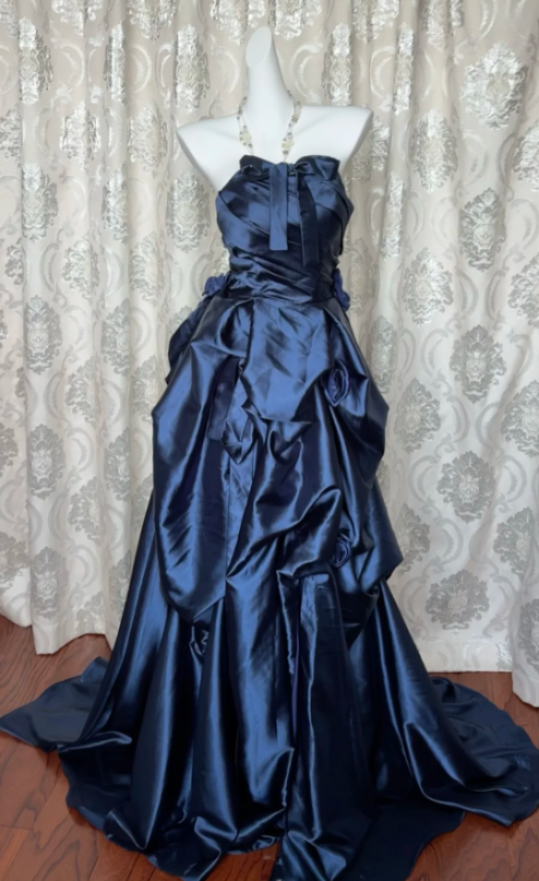 Vintage Navy Blue Strapless Satin Long Ball Gown Evening Dress - VelvetHem